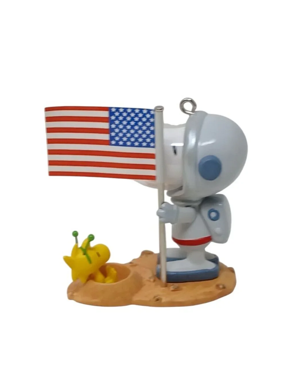 Hallmark Keepsake Spaceman Snoopy Christmas Ornament 2007 Peanuts Woodstock #D19